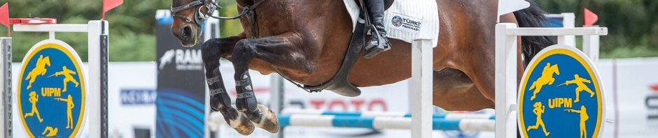 Cavalier en compétition de pentathlon, ambiance sportive équestre